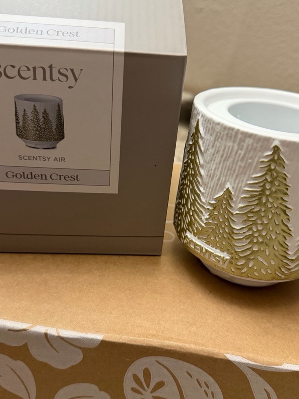 Scentsy Air Golden Crest Diffuser